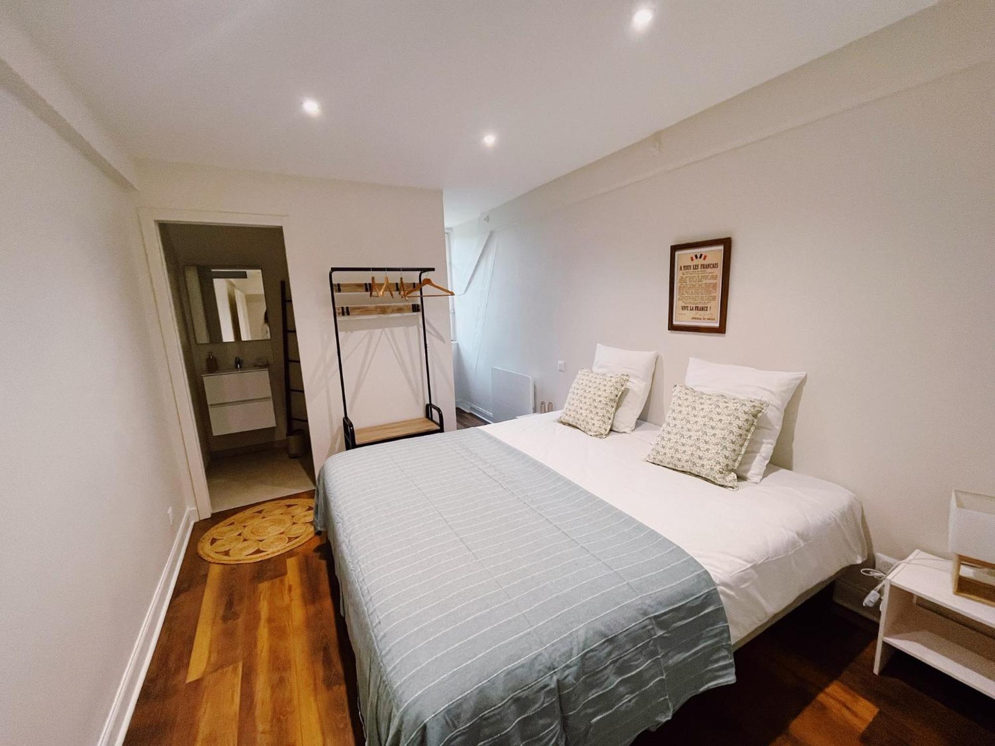 Abbaye De Blanchelande Bed and Breakfast Neufmesnil Εξωτερικό φωτογραφία