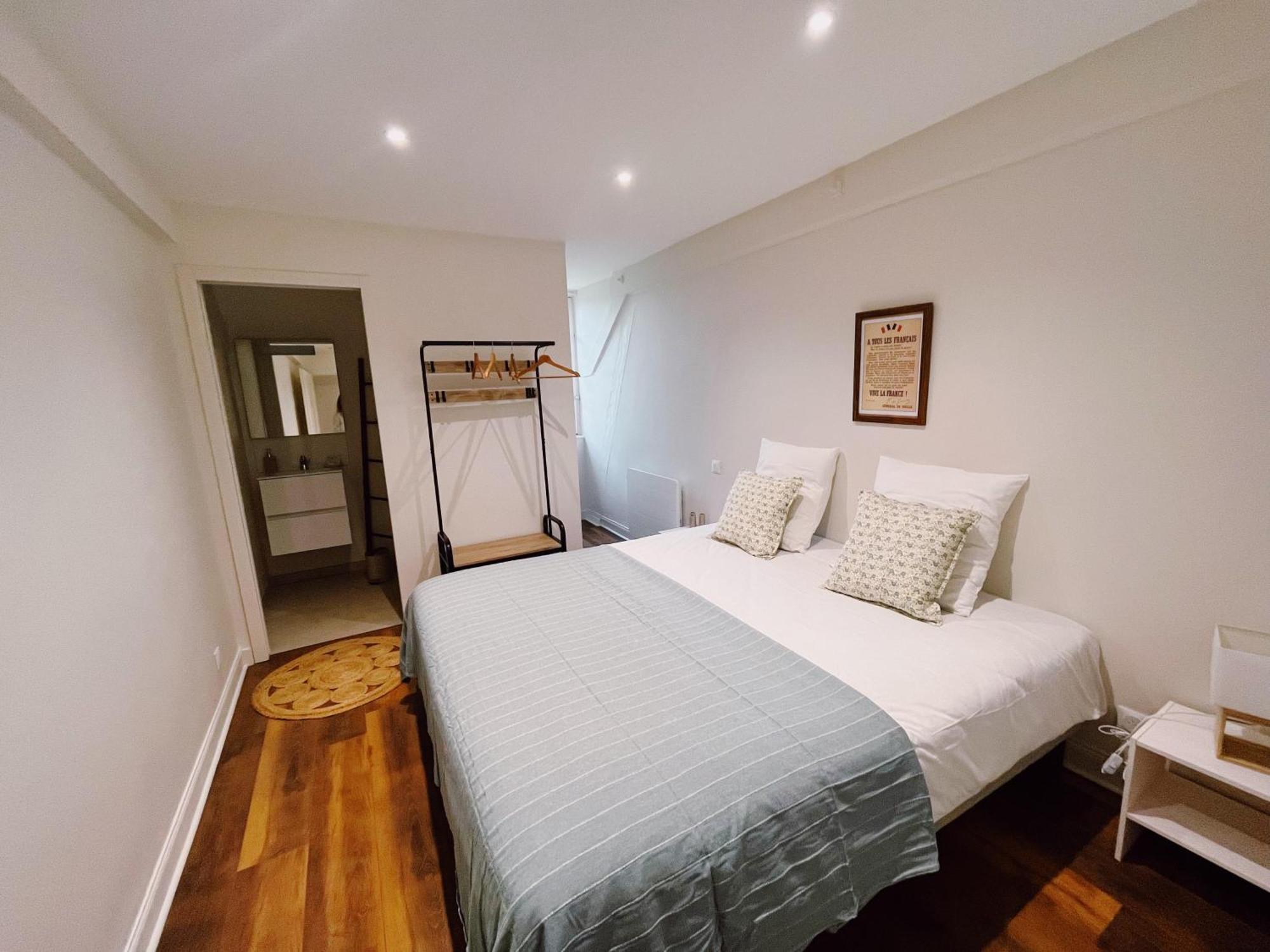 Abbaye De Blanchelande Bed and Breakfast Neufmesnil Εξωτερικό φωτογραφία