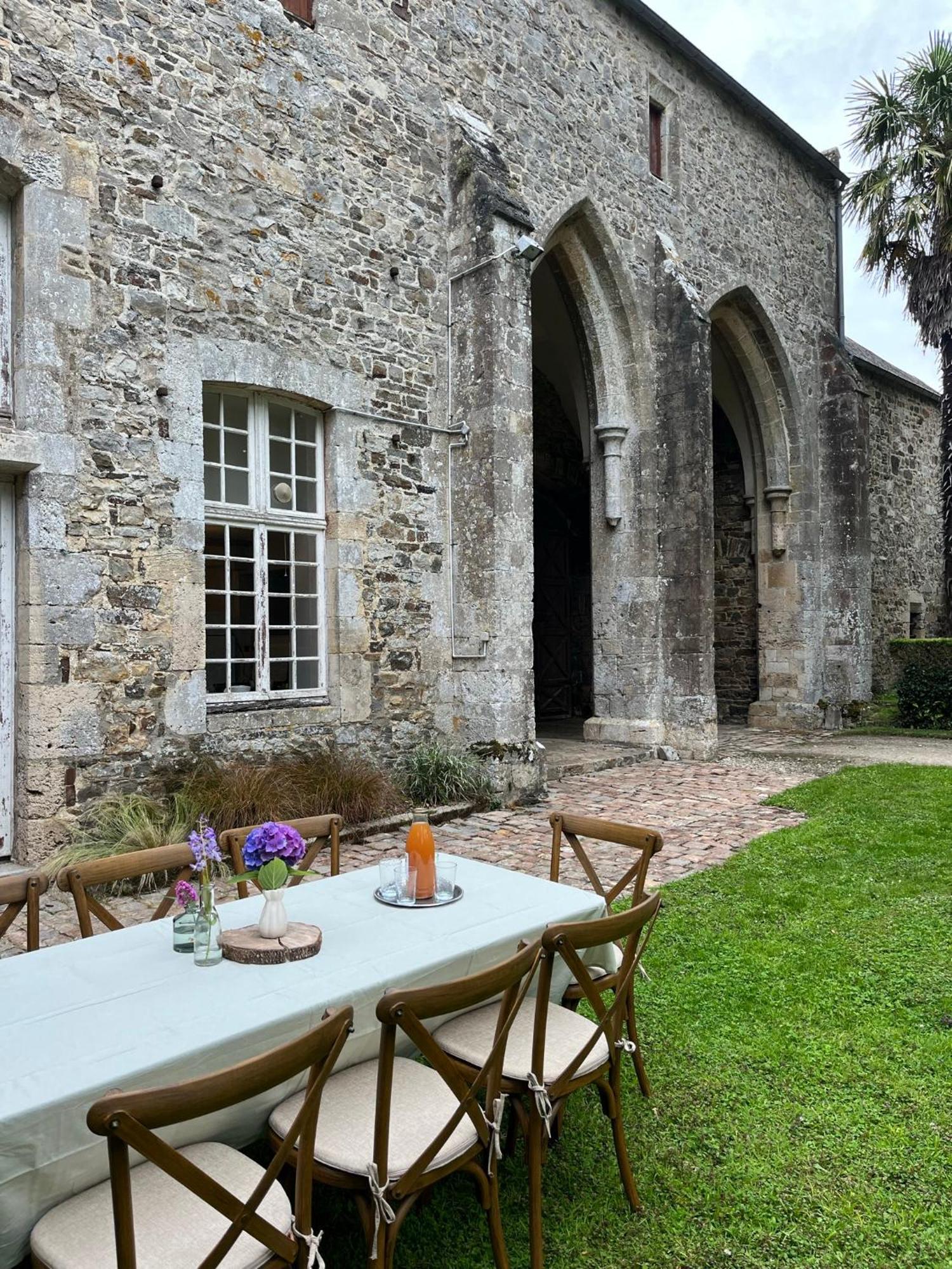 Abbaye De Blanchelande Bed and Breakfast Neufmesnil Εξωτερικό φωτογραφία
